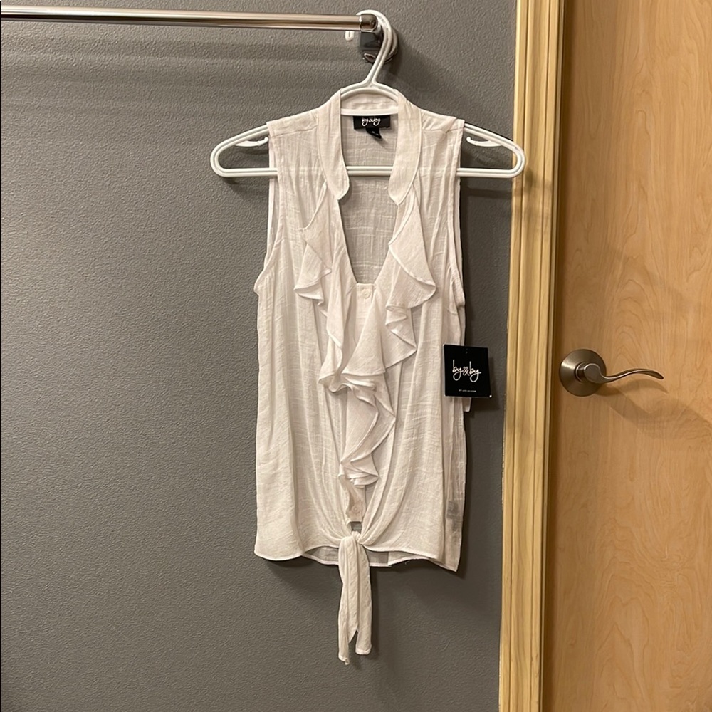 Sleeveless Blouse